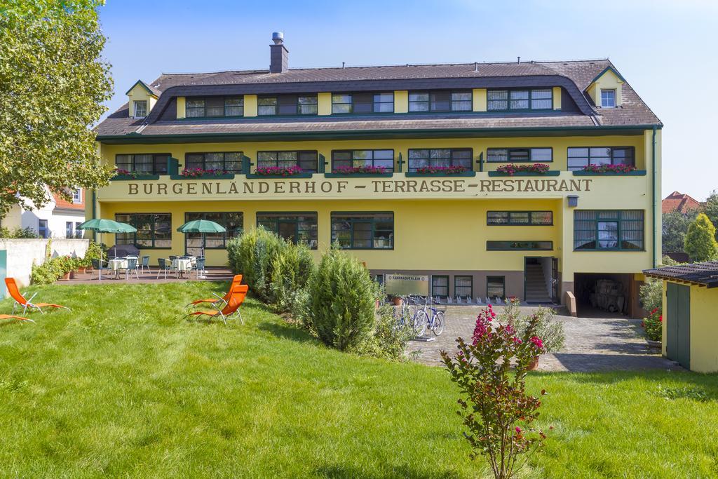 Burgenlaenderhof Hotel Garni メルビッシュ・アム・ゼー エクステリア 写真