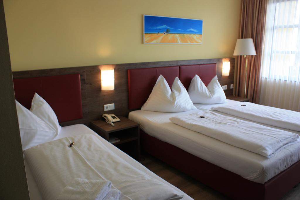 Burgenlaenderhof Hotel Garni メルビッシュ・アム・ゼー エクステリア 写真