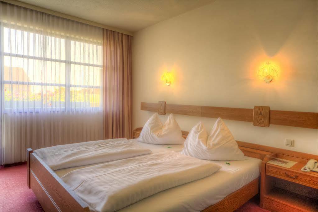 Burgenlaenderhof Hotel Garni メルビッシュ・アム・ゼー エクステリア 写真